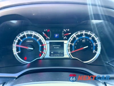 Zdjęcie 9 z 12 samochodu: 2016 TOYOTA 4RUNNER TRAIL PREMIUM VIN:JTEBU5JR1G5373905 - miniatura
