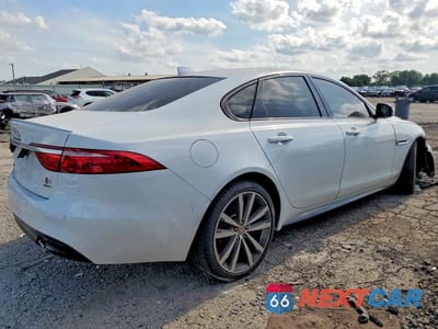 Trzecie zdjęcie samochodu z tyłu: 2017 JAGUAR XF S VIN:SAJBM4BV8HCY38219 - miniatura