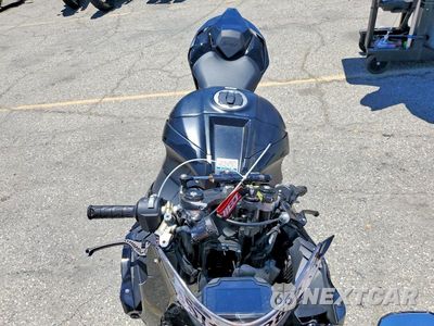 Piąte zdjęcie samochodu w środku: 2025 KAWASAKI ZX1002 L VIN:JKBZXVL15SA018436 - miniatura
