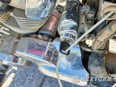 Zdjęcie 8 z 10 samochodu: 2008 HONDA VT750 C VIN:JH2RC50028M400309 - miniatura