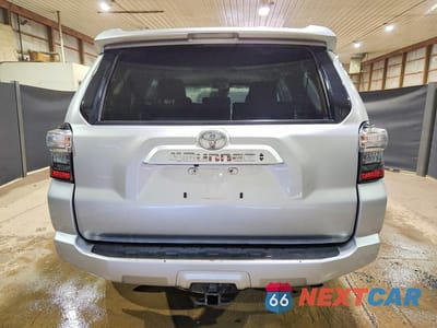 Zdjęcie 6 z 13 samochodu: 2024 TOYOTA 4RUNNER SR5 VIN:JTEEU5JR0R5314523 - miniatura
