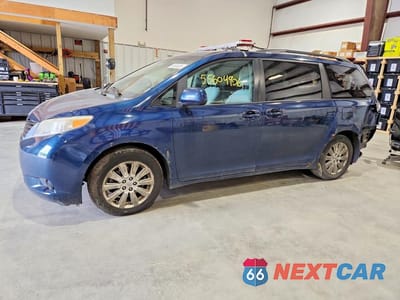2011 TOYOTA SIENNA LE 5TDJK3DCXBS008823 - główne zdjęcie licytacji z USA - miniatura