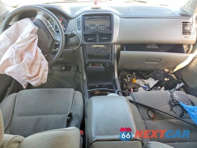 Zdjęcie 8 z 13 samochodu: 2006 HONDA PILOT EX VIN:5FNYF28486B038915 - miniatura