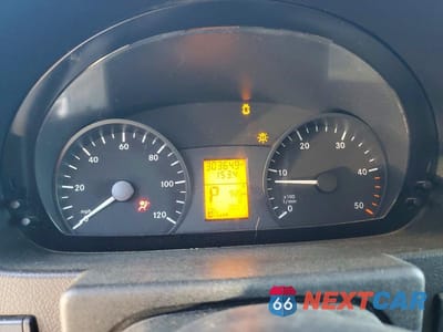 Zdjęcie 9 z 13 samochodu: 2016 MERCEDES-BENZ SPRINTER 2500 VIN:WD3PE8CD2GP177402 - miniatura