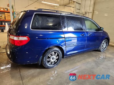 Trzecie zdjęcie samochodu z tyłu: 2005 HONDA ODYSSEY TOURING VIN:5FNRL38865B128293 - miniatura