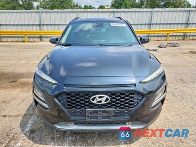 Piąte zdjęcie samochodu w środku: 2020 HYUNDAI KONA SEL PLUS VIN:KM8K62AA1LU423592 - miniatura