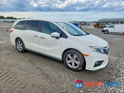 Czwarte zdjęcie samochodu z boku: 2018 HONDA ODYSSEY EX VIN:5FNRL6H55JB088127 - miniatura