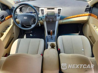 Zdjęcie 8 z 12 samochodu: 2010 HYUNDAI SONATA GLS VIN:5NPET4AC9AH644047 - miniatura