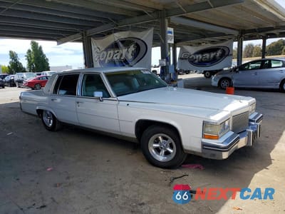 Czwarte zdjęcie samochodu z boku: 1984 CADILLAC FLEETWOOD BROUGHAM VIN:1G6AW6988E9064193 - miniatura