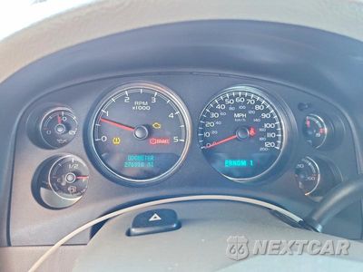 Zdjęcie 9 z 12 samochodu: 2007 CHEVROLET SILVERADO K2500 HEAVY DUTY VIN:1GCHK23667F531929 - miniatura