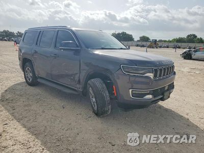 Czwarte zdjęcie samochodu z boku: 2022 JEEP WAGONEER SERIES I VIN:1C4SJUAT4NS213213 - miniatura