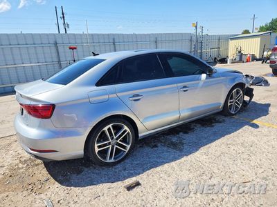 Trzecie zdjęcie samochodu z tyłu: 2019 AUDI A3 PREMIUM VIN:WAUAUGFF6KA109120 - miniatura