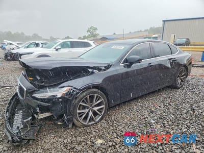 2018 VOLVO S90 T5 MOMENTUM LVY982AK2JP025107 - główne zdjęcie licytacji z USA - miniatura
