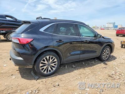 Trzecie zdjęcie samochodu z tyłu: 2022 FORD ESCAPE TITANIUM VIN:1FMCU9J92NUB87000 - miniatura