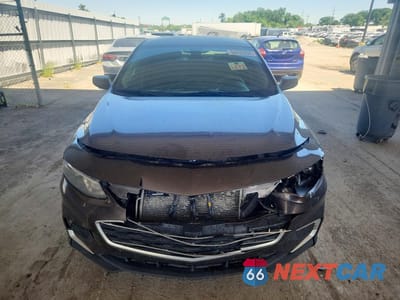Piąte zdjęcie samochodu w środku: 2016 CHEVROLET MALIBU LT VIN:1G1ZE5ST5GF346932 - miniatura