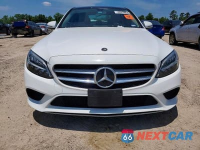 Piąte zdjęcie samochodu w środku: 2020 MERCEDES-BENZ C 300 VIN:W1KWF8DB0LR600557 - miniatura