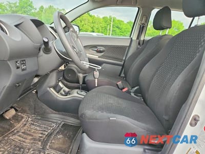 Zdjęcie 7 z 13 samochodu: 2013 SCION XD BASE VIN:JTKKUPB49D1037840 - miniatura