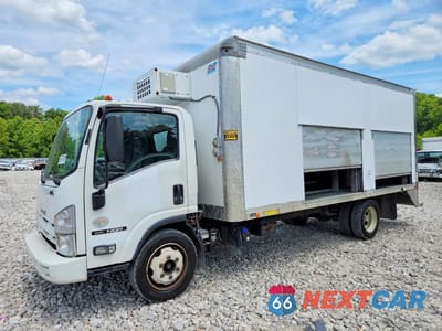 2015 ISUZU NQR REFRIGERATED BOX TRUCK JALE5W163F7902198 - główne zdjęcie licytacji z USA - miniatura