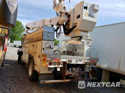 Trzecie zdjęcie samochodu z tyłu: 2020 FREIGHTLINER 108SD BUCKET TRUCK VIN:3ALDG0FE8LDLW4795 - miniatura
