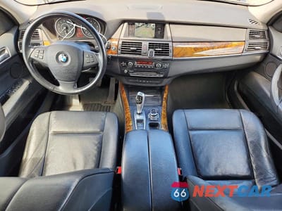 Zdjęcie 8 z 13 samochodu: 2011 BMW X5 XDRIVE35I VIN:5UXZV4C56BL414701 - miniatura