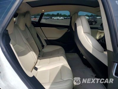 Zdjęcie 10 z 12 samochodu: 2017 TESLA MODEL S VIN:5YJSA1E28HF228847 - miniatura