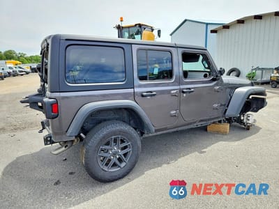 Trzecie zdjęcie samochodu z tyłu: 2025 JEEP WRANGLER SPORT VIN:1C4PJXDN2SW598750 - miniatura