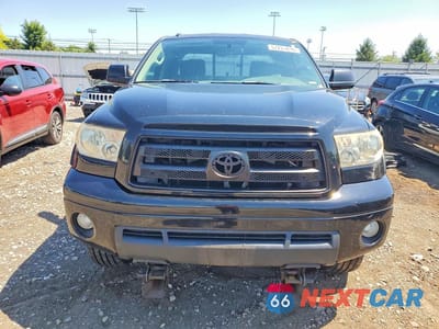 Piąte zdjęcie samochodu w środku: 2011 TOYOTA TUNDRA DOUBLE CAB SR5 VIN:5TFUY5F18BX161682 - miniatura