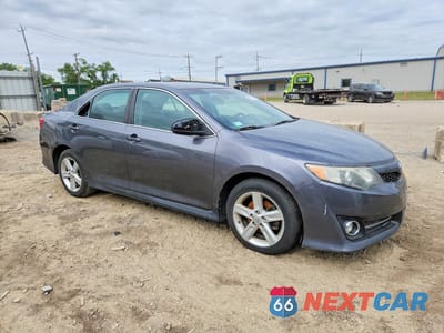Czwarte zdjęcie samochodu z boku: 2014 TOYOTA CAMRY SE VIN:4T1BF1FK2EU331955 - miniatura