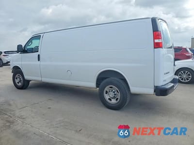 Drugie zdjęcie samochodu z przodu: 2022 CHEVROLET EXPRESS G2500 VIN:1GCWGBFP1N1157933 - miniatura