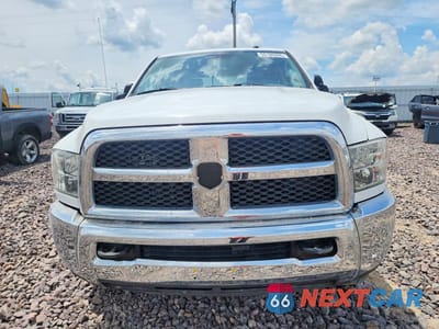 Piąte zdjęcie samochodu w środku: 2014 RAM 2500 SLT VIN:3C6UR5DJ4EG217567 - miniatura