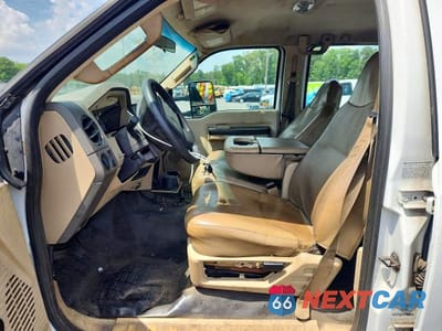 Zdjęcie 6 z 12 samochodu: 2009 FORD F450 SUPER DUTY VIN:1FDXW46R99EB28744 - miniatura