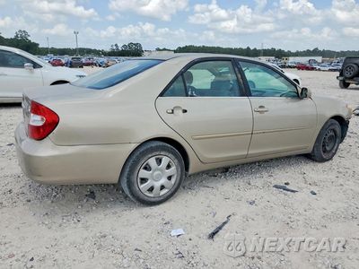 Trzecie zdjęcie samochodu z tyłu: 2004 TOYOTA CAMRY LE VIN:4T1BE32K64U905136 - miniatura