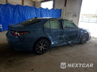 Trzecie zdjęcie samochodu z tyłu: 2024 TOYOTA CAMRY SE VIN:4T1G11BK1RU114378 - miniatura