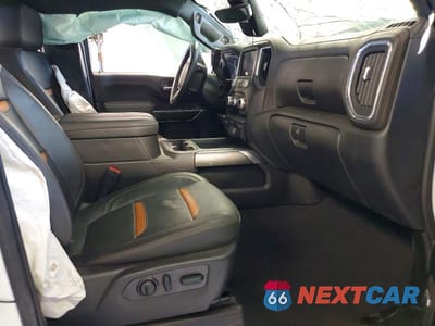 Zdjęcie 7 z 12 samochodu: 2023 GMC SIERRA K3500 AT4 VIN:1GT49VEY8PF232582 - miniatura