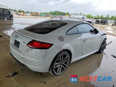 Trzecie zdjęcie samochodu z tyłu: 2017 AUDI TT VIN:TRUC5AFV5H1002555 - miniatura