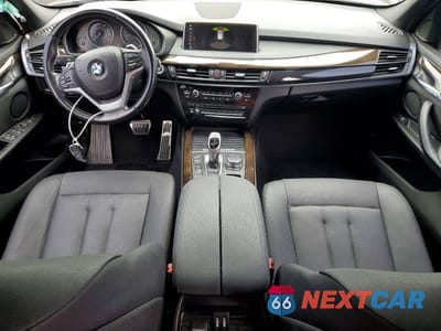 Zdjęcie 8 z 13 samochodu: 2018 BMW X5 SDRIVE35I VIN:5UXKR2C50J0Z21412 - miniatura