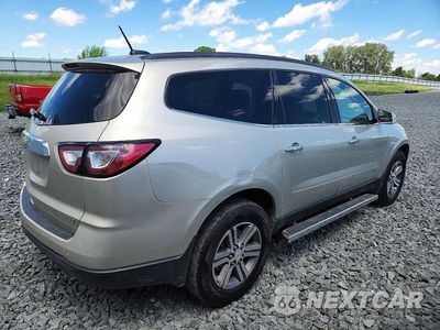 Trzecie zdjęcie samochodu z tyłu: 2017 CHEVROLET TRAVERSE LT VIN:1GNKRHKD4HJ169125 - miniatura