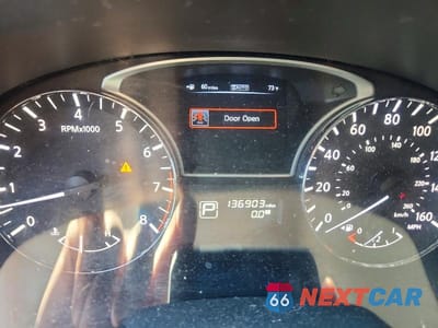 Zdjęcie 9 z 12 samochodu: 2013 NISSAN PATHFINDER S VIN:5N1AR2MM5DC603030 - miniatura