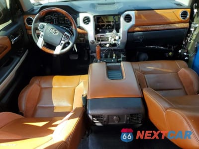 Zdjęcie 8 z 12 samochodu: 2018 TOYOTA TUNDRA 1794 EDITION VIN:5TFAY5F17JX730751 - miniatura
