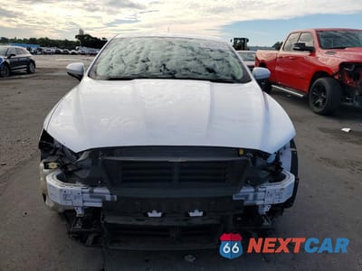 Piąte zdjęcie samochodu w środku: 2018 FORD FUSION SE VIN:3FA6P0H72JR277988 - miniatura