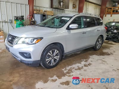 2017 NISSAN PATHFINDER S 5N1DR2MNXHC606162 - główne zdjęcie licytacji z USA - miniatura