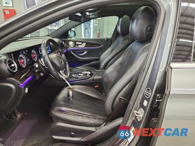 Zdjęcie 7 z 13 samochodu: 2017 MERCEDES-BENZ E 300 4MATIC VIN:WDDZF4KB9HA030976 - miniatura