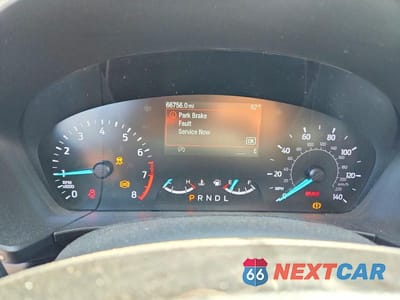 Zdjęcie 9 z 13 samochodu: 2021 FORD ESCAPE SE VIN:1FMCU9G62MUA16405 - miniatura