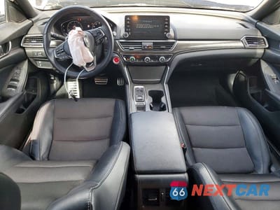 Zdjęcie 8 z 12 samochodu: 2018 HONDA ACCORD SPORT VIN:1HGCV2F33JA042719 - miniatura
