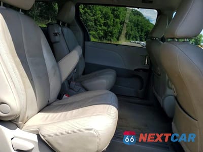 Zdjęcie 11 z 13 samochodu: 2012 TOYOTA SIENNA XLE 8-PASSENGER VIN:5TDYK3DCXCS266579 - miniatura