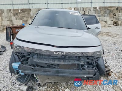 Piąte zdjęcie samochodu w środku: 2025 KIA SOUL LX VIN:KNDJ23AU9S7947985 - miniatura