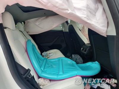 Zdjęcie 10 z 12 samochodu: 2024 TESLA MODEL Y VIN:7SAYGDEDXRA303951 - miniatura