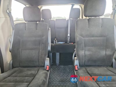 Zdjęcie 10 z 13 samochodu: 2015 DODGE GRAND CARAVAN SE VIN:2C4RDGBG7FR653955 - miniatura