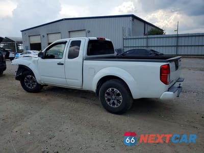Drugie zdjęcie samochodu z przodu: 2015 NISSAN FRONTIER DESERT RUNNER VIN:1N6AD0CU2FN709867 - miniatura