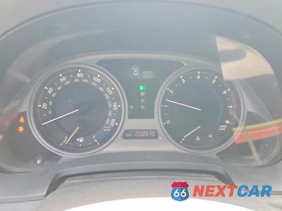 Zdjęcie 9 z 12 samochodu: 2006 LEXUS IS 250 VIN:JTHBK262465025436 - miniatura